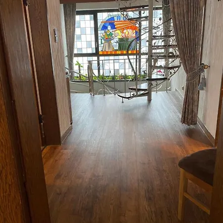Дом отдыха Ferienhaus Loehr Mit Treppenlift Кобленц