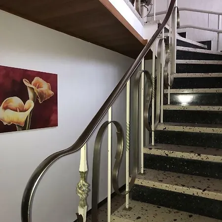 Ferienhaus Loehr Mit Treppenlift Koblenz
